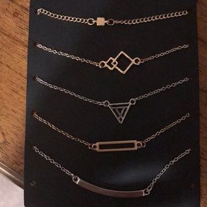 Set of 5 bracelets